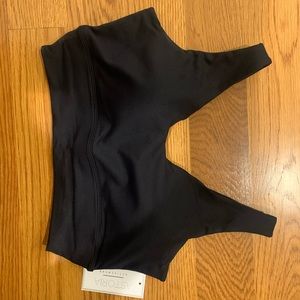 Astoria Live Luxe Sports Crop